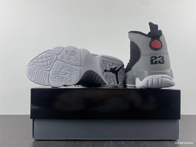 9 Retro Particle CT8019-060 Grey Jordan 1017